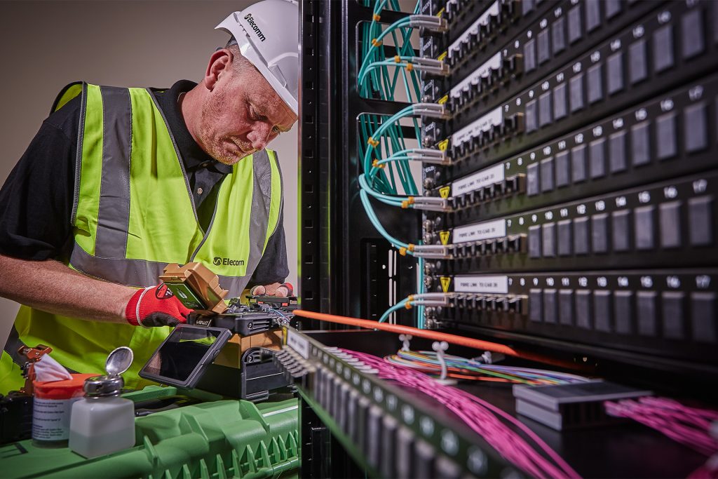 Elecomm Fibre Splicing Terminating CAB Rack Server Longcroft School Beverely
